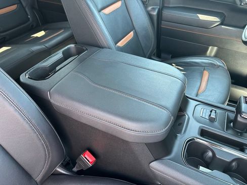 Used 2024 GMC Sierra 1500 AT4 w/ Technology Package AWD/4WD image 51