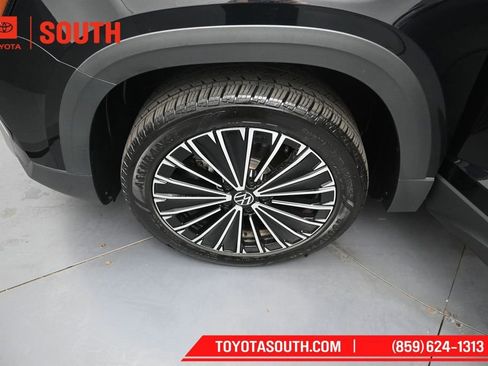 Used 2025 Volkswagen Taos SE FWD image 34