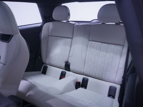 Used 2025 MINI Cooper S image 9