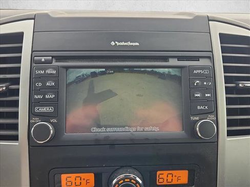 Used 2020 Nissan Frontier PRO-4X w/ Pro-4x Utility Package image 13