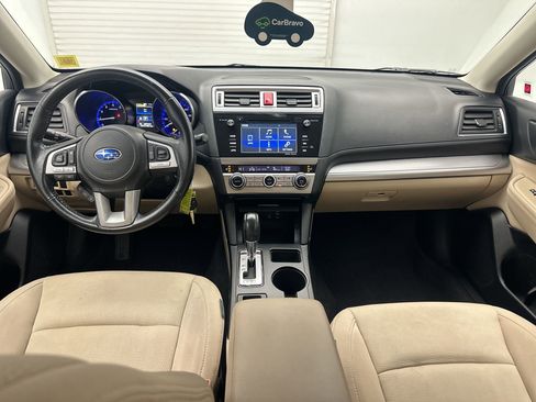 Used 2017 Subaru Legacy 2.5i Premium image 16