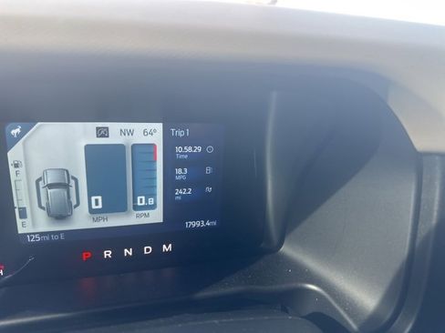 Used 2023 Ford Bronco Wildtrak image 13