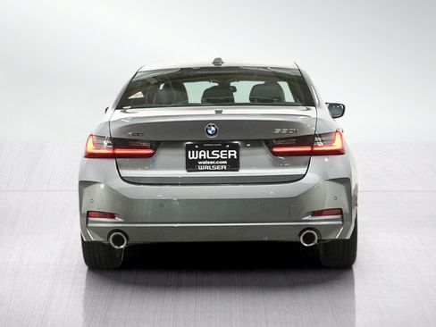 Used 2026 BMW 330i xDrive Sedan AWD/4WD image 4