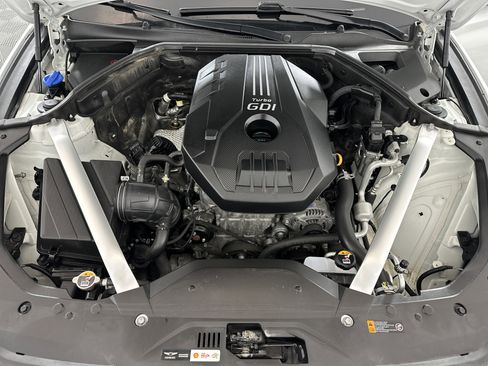 Used 2022 Genesis G70 2.0T w/ Prestige Package image 11