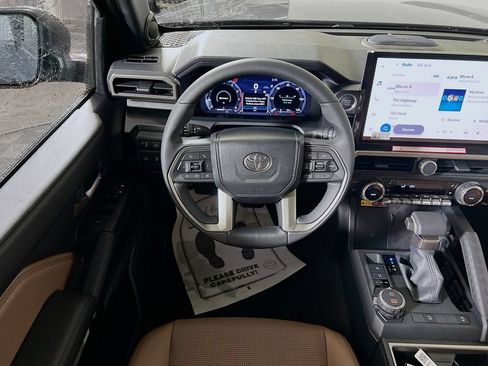 New 2026 Toyota 4Runner Limited AWD/4WD image 19