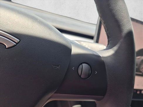 Used 2022 Tesla Model 3 Long Range AWD/4WD image 12