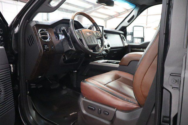 Used 2014 Ford F250 Platinum w/ FX4 Off-Road Package AWD/4WD image 31