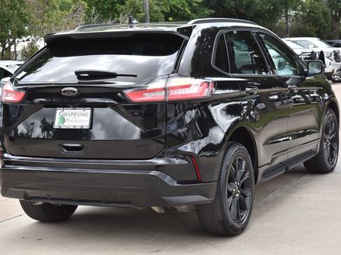 Used 2022 Ford Edge SE w/ Black Appearance Package AWD/4WD image 8