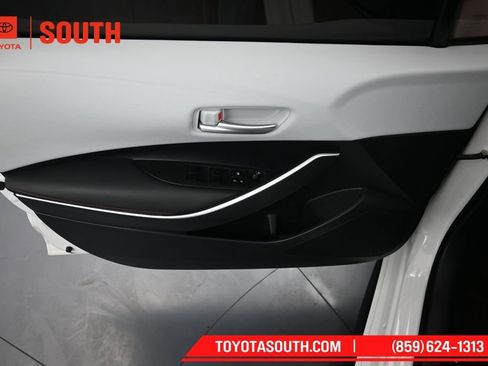Used 2023 Toyota Corolla SE FWD image 22