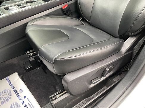 Used 2022 Ford Edge Titanium w/ Cargo Accessory Package image 25