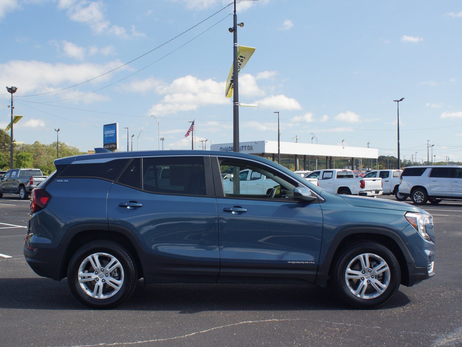 Used 2024 GMC Terrain SLE AWD/4WD image 20