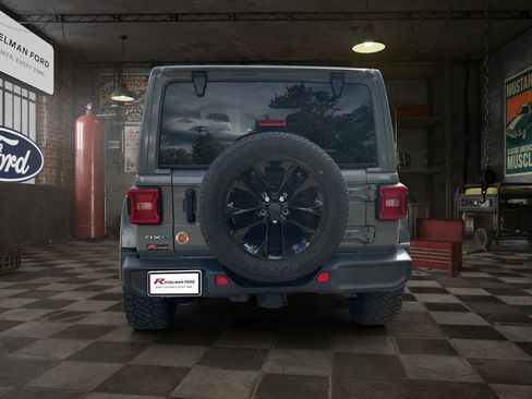 Used 2021 Jeep Wrangler Unlimited Sahara w/ Cold Weather Group image 5