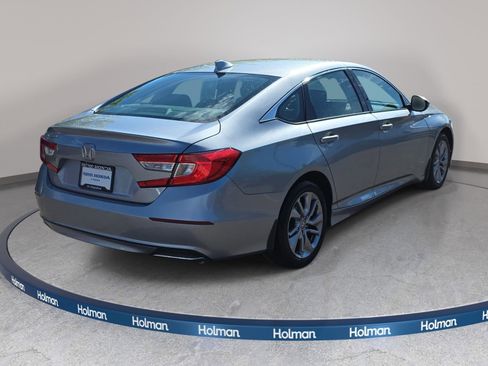 Used 2018 Honda Accord LX image 6