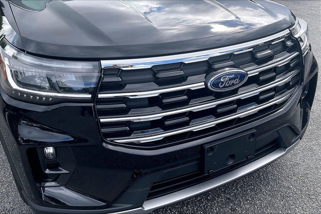 New 2026 Ford Explorer Active w/ Active Comfort Package RWD image 17