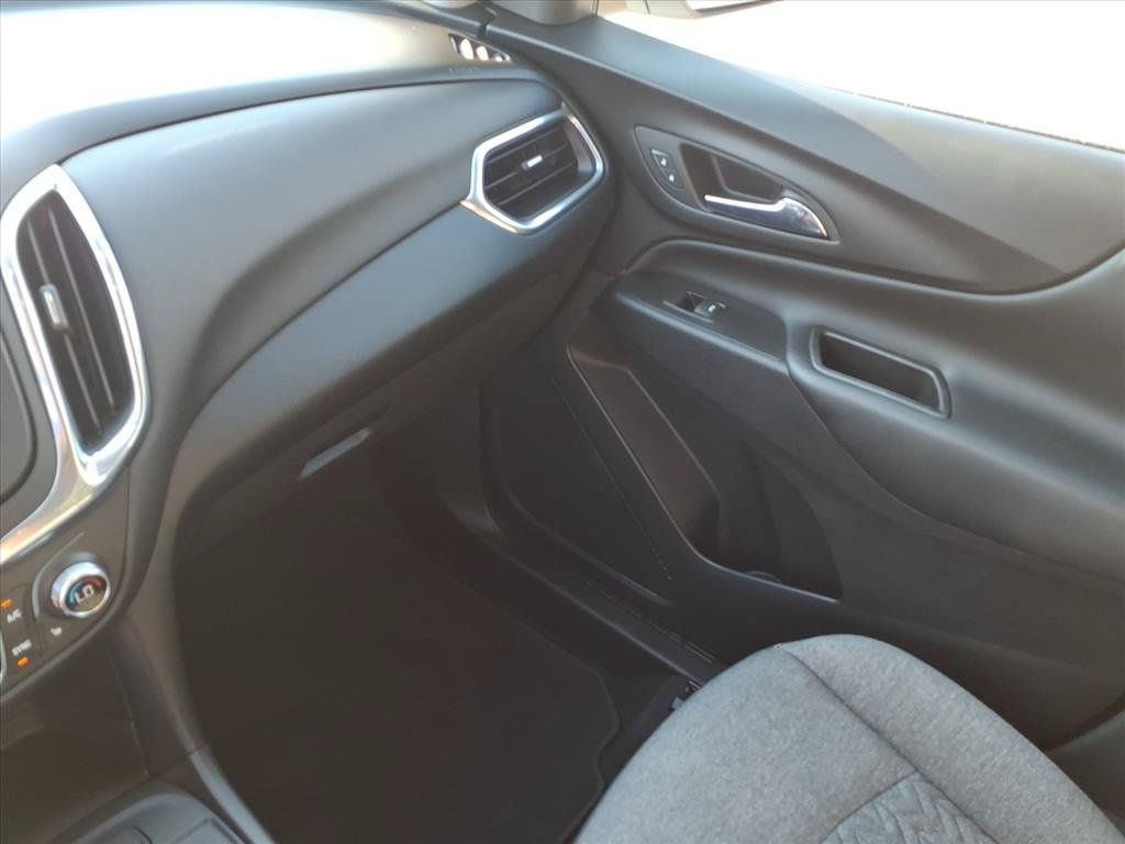 Used 2023 Chevrolet Equinox LT FWD image 34