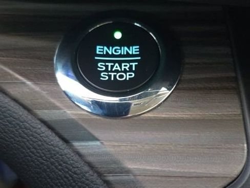 Used 2020 Ford Explorer Limited w/ Class III Trailer Tow Package image 34