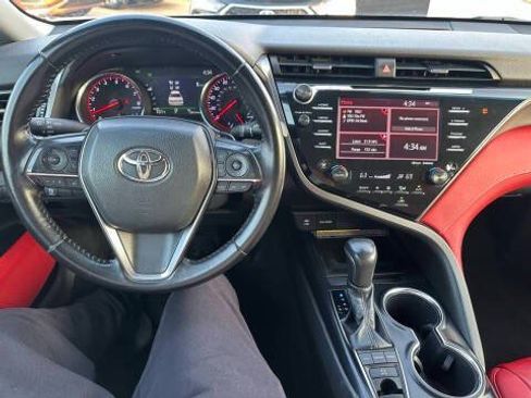 Used 2019 Toyota Camry XSE FWD image 16
