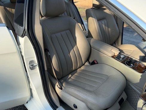 Used 2012 Mercedes-Benz CLS 550 image 9