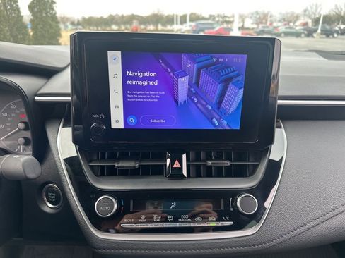 Certified 2024 Toyota Corolla SE w/ SE Premium Package image 19