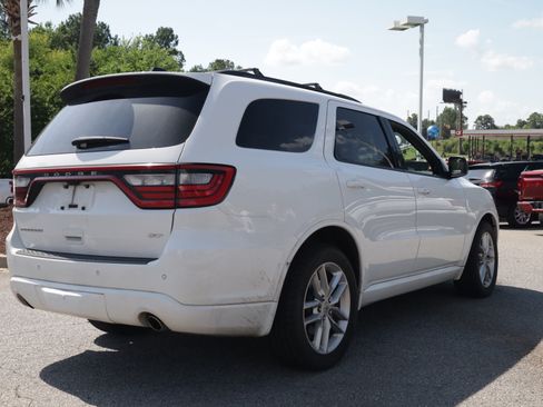 Used 2024 Dodge Durango GT RWD image 5