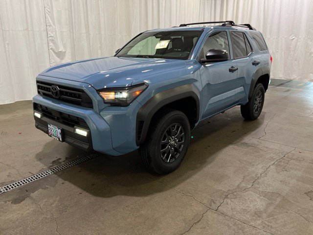 Used 2025 Toyota 4Runner SR5 AWD/4WD image 8