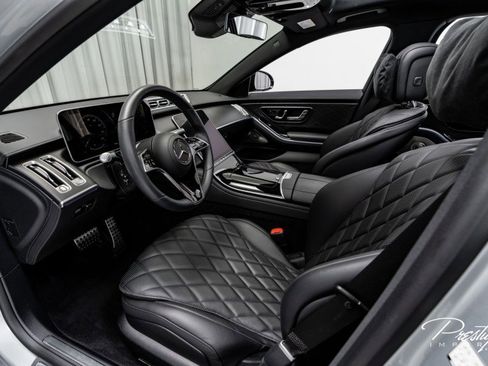 Used 2025 Mercedes-Benz S 580 4MATIC Sedan image 30