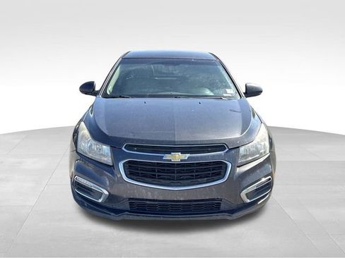 Used 2015 Chevrolet Cruze LT FWD image 8