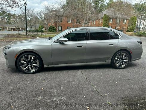 Used 2023 BMW i7 xDrive60 w/ Executive Package 2 image 6