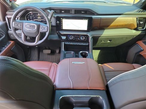 Used 2025 GMC Sierra 3500 Denali Ultimate image 31