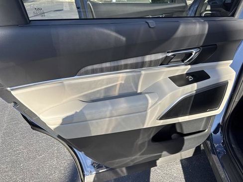 New 2025 Kia Telluride EX image 17