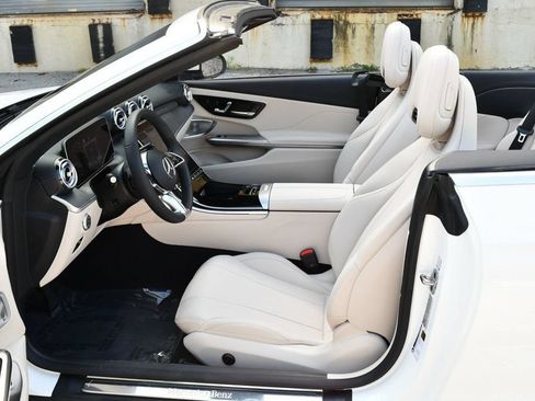 Used 2024 Mercedes-Benz CLE 300 4MATIC Cabriolet image 58