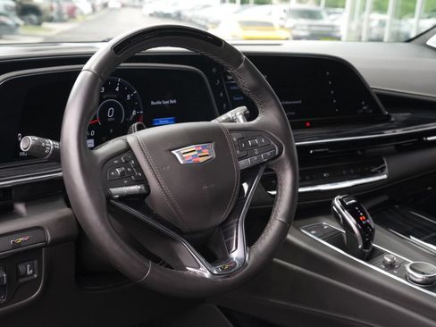 Used 2024 Cadillac Escalade V w/ LPO, ONYX Package AWD/4WD image 27