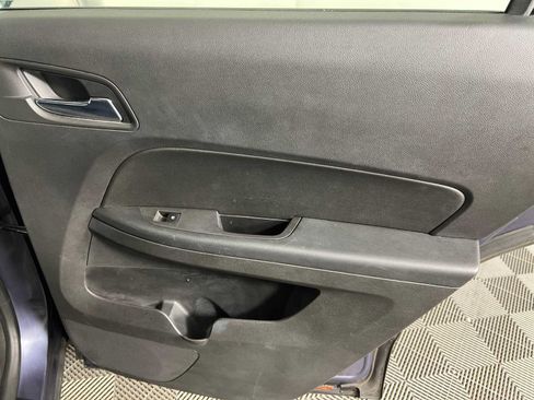 Used 2013 Chevrolet Equinox LS AWD/4WD image 23