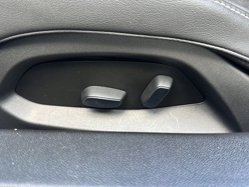 Used 2024 Chevrolet Corvette Stingray Convertible w/ LPO, Roadside Safety Package image 13