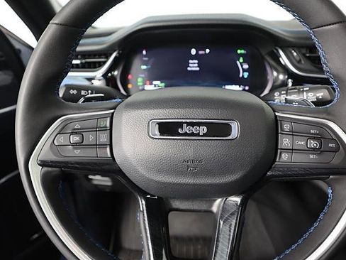 Used 2024 Jeep Grand Cherokee Trailhawk w/ Luxury Tech Group III image 49