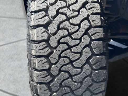 Used 2020 Ford F150 XLT w/ Equipment Group 302A Luxury AWD/4WD image 33