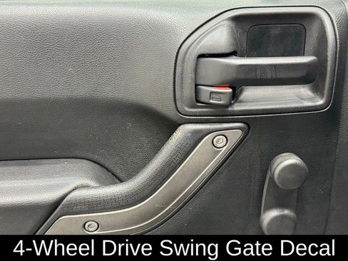 Used 2018 Jeep Wrangler Sport image 16