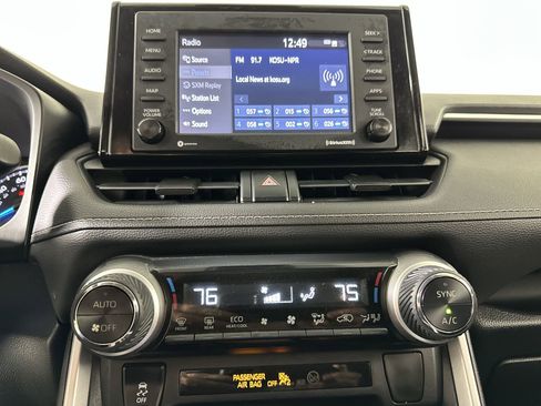 Used 2021 Toyota RAV4 LE image 49