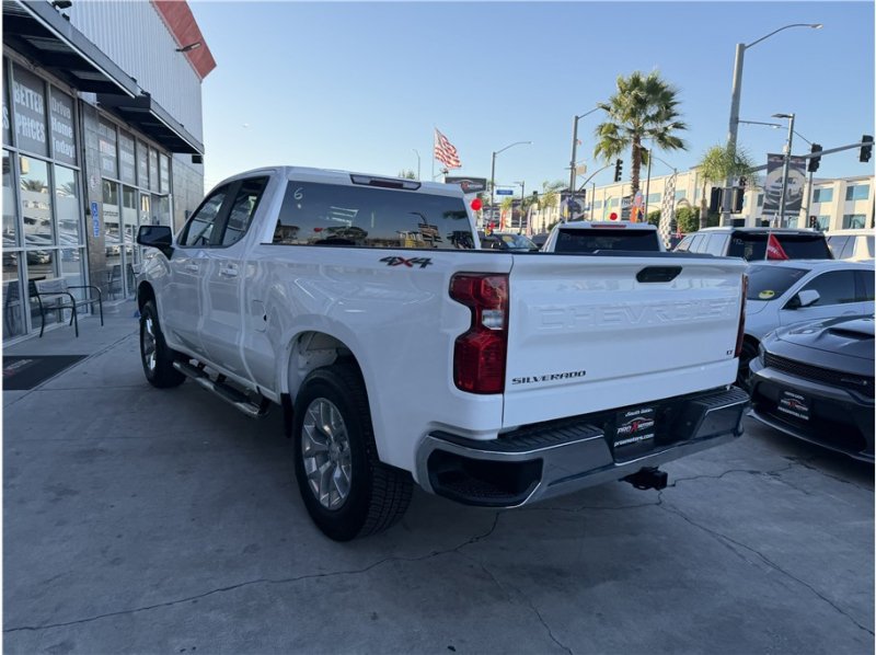 Used 2019 Chevrolet Silverado 1500 LT w/ All-Star Edition AWD/4WD image 4