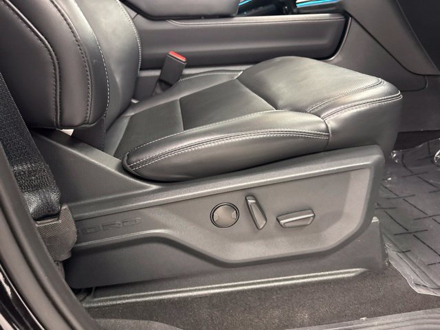 Used 2025 Ford Expedition Platinum AWD/4WD image 24