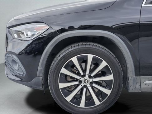 Certified 2021 Mercedes-Benz GLA 250 image 31