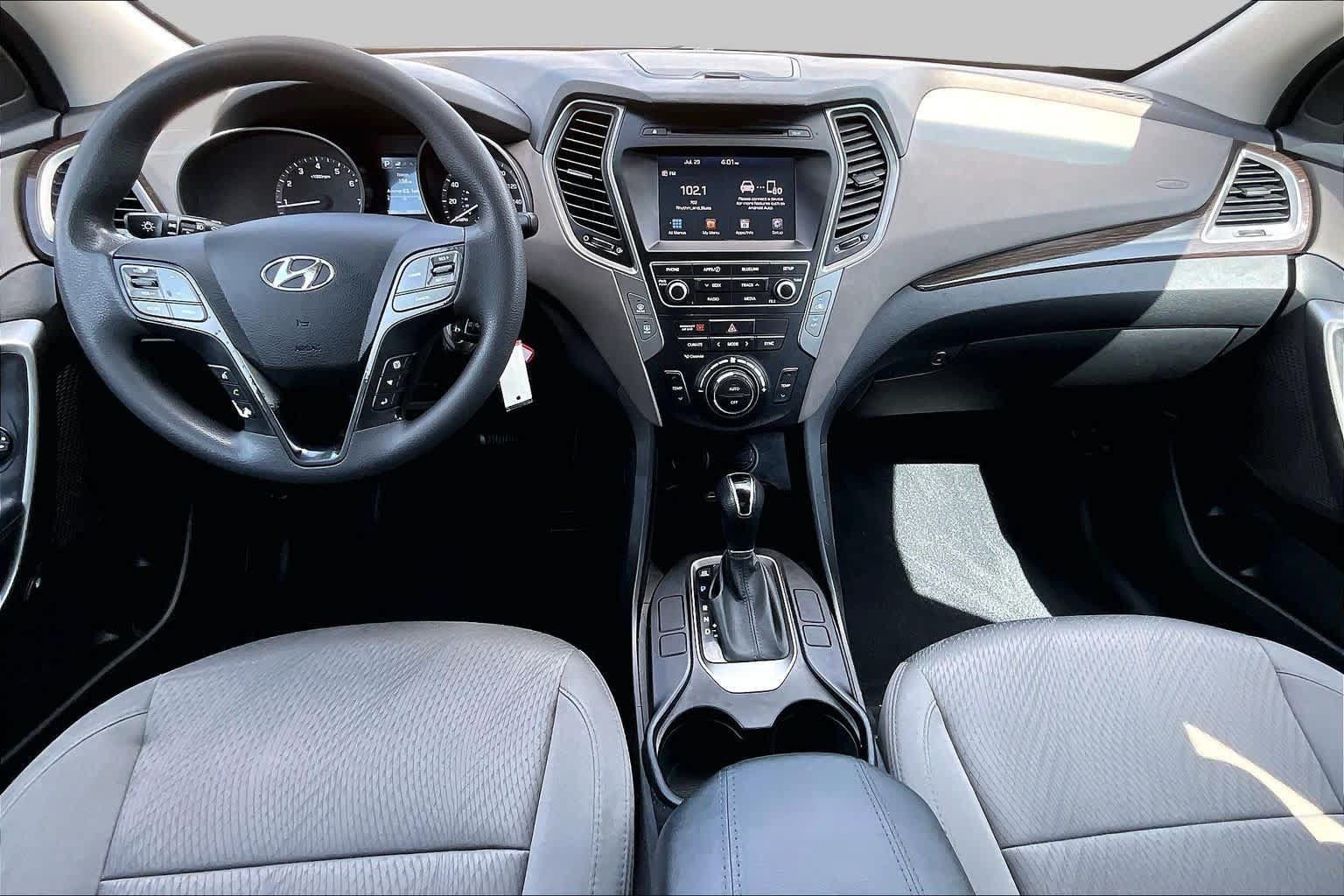 Used 2017 Hyundai Santa Fe Sport FWD image 15