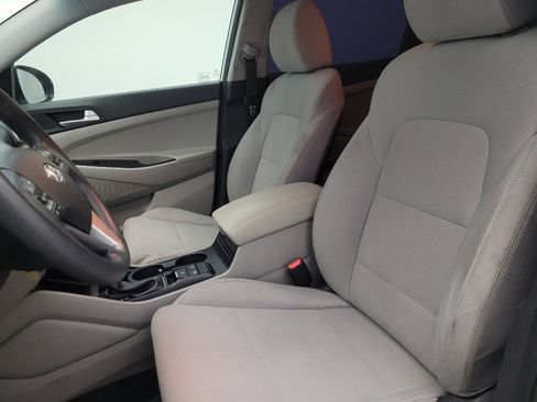 Used 2019 Hyundai Tucson SE image 17