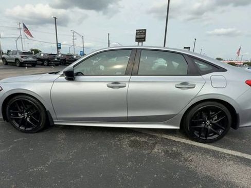Used 2023 Honda Civic Sport image 5