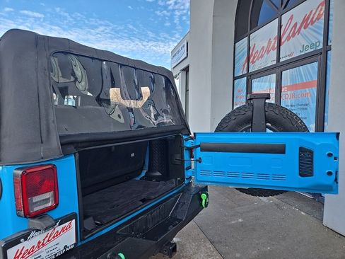 Used 2018 Jeep Wrangler Sport image 84