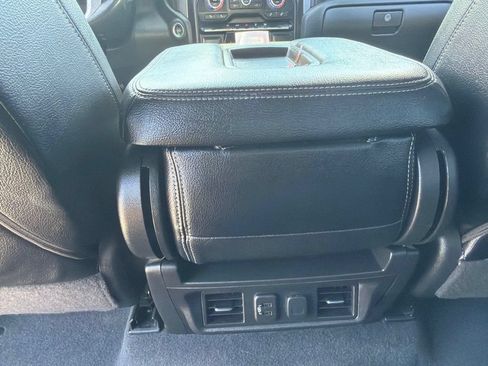 Used 2021 GMC Sierra 1500 SLE AWD/4WD image 12