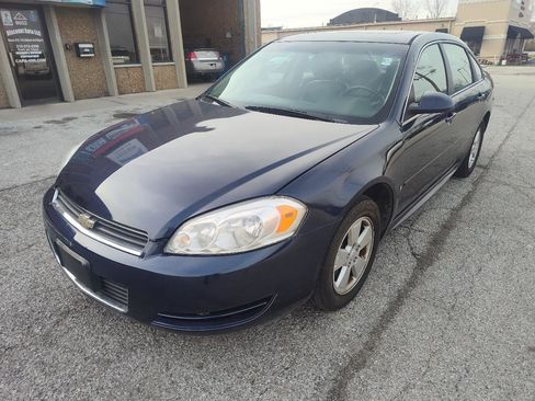 Used 2009 Chevrolet Impala LT w/ Luxury Edition Package FWD image 1
