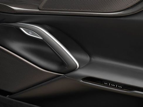 Used 2024 Ferrari Purosangue image 58