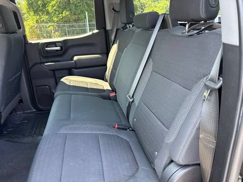 Used 2020 Chevrolet Silverado 1500 LT RWD image 14