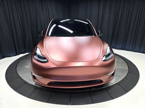 Used 2023 Tesla Model Y Performance image 7